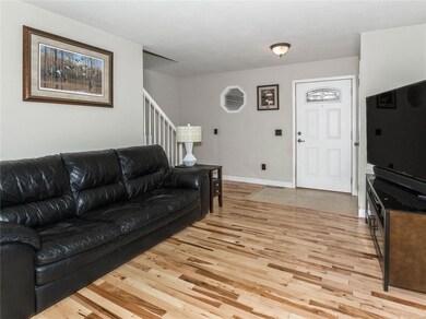 1312 Jacquelyn Ct, Maryville, IL 62062 - photo 3