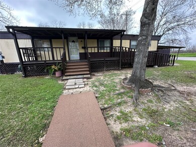 702 San Jacinto St, Rosenberg, TX 77471 - photo 2