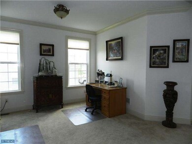 209 Cog Hill Dr, Honey Brook, PA 19344 - photo 4