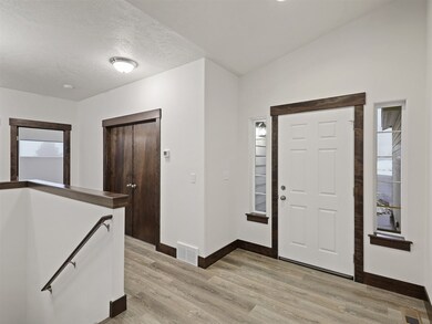 1114 N Courtney Ct, Medical Lake, WA 99022 - photo 2