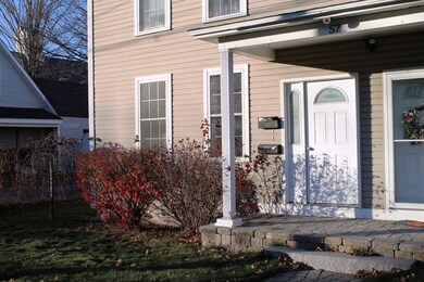 57 S Mast St unit 2, Goffstown, NH 03045 - photo 2