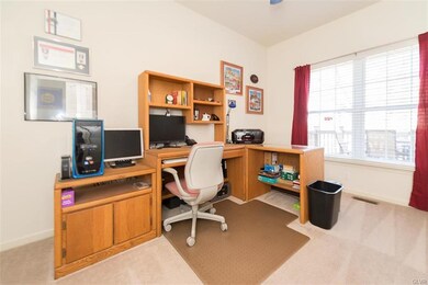 6952 Hearth Ln, Macungie, PA 18062 - photo 4