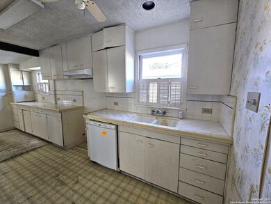 622 Sacramento, San Antonio, TX 78212 - photo 5