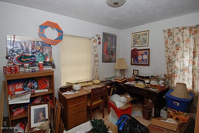 BEDROOM2