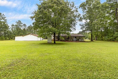 1097 Bethera Rd