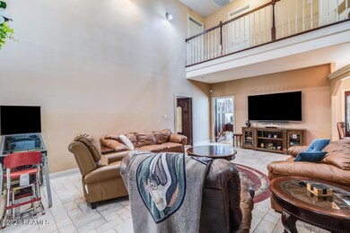 1057 Smede Hwy-3