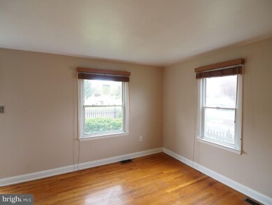 6544 Church St, Sykesville, MD 21784 - photo 4