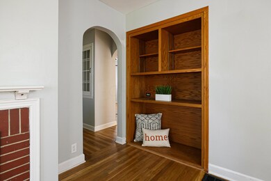 153 Leland Ave-16