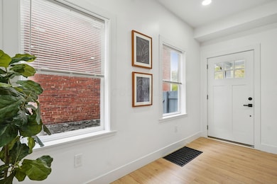 2-web-or-mls-760-thomas-ave