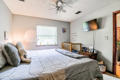 Unit 24 F _00100827