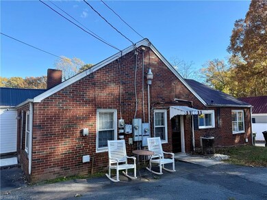 1263 Winslow Ave unit A, B & C, Asheboro, NC 27205 - photo 7