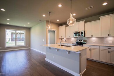 6418 Oak Village Dr, Louisville, KY 40228 - photo 2