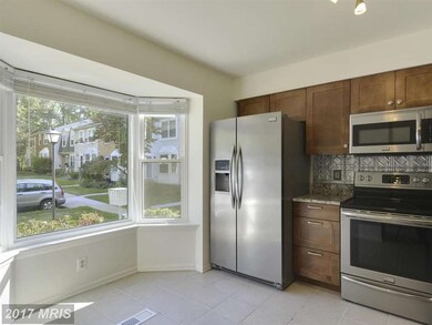 11554 Summer Oak Dr, Germantown, MD 20874 - photo 5