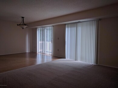 711 Schley Ave unit 11, Toms River, NJ 08755 - photo 3