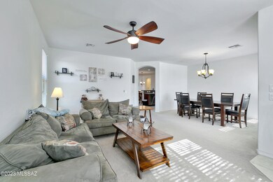303 E Desert Haven Pl