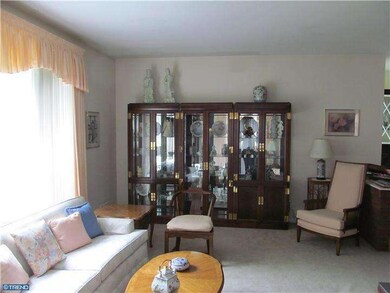 309 S Woodstock Dr, Cherry Hill, NJ 08034 - photo 4