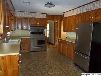 Spacious kitchen with new stainless oven/stove and