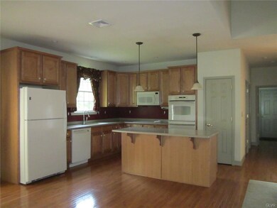5702 Sabrina Cir, Allentown, PA 18104 - photo 7
