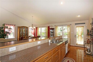 150 Four Winds Dr, Statesville, NC 28625 - photo 6