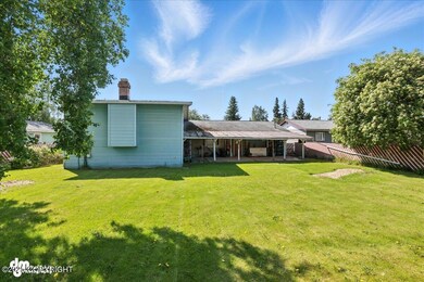 275 Hoyt St, Anchorage, AK 99508 - photo 2