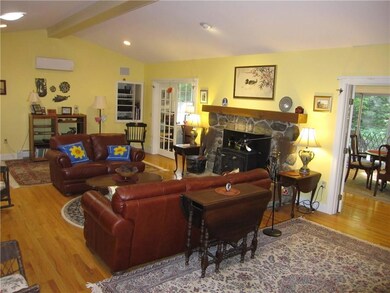 Living Room seen from the guest...