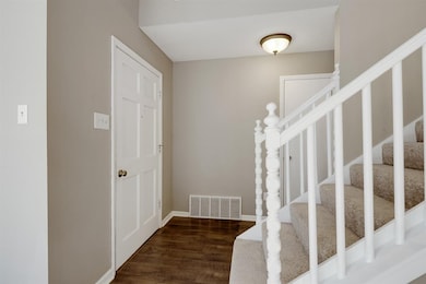Lovely Entryway!