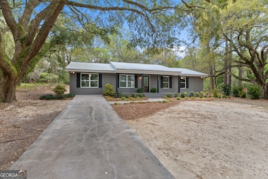113 Nottingham Trail, Statesboro, GA 30458 - photo 2
