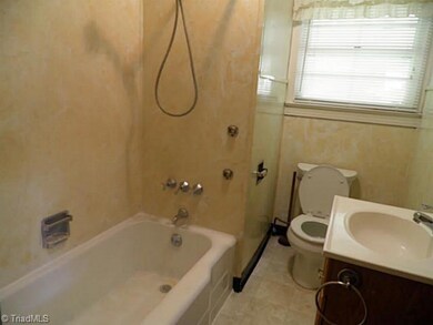 932 Neely Rd, Asheboro, NC 27205 - photo 6