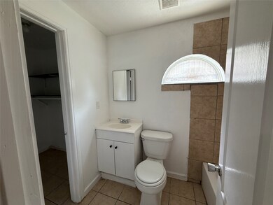 2013 Eubanks St unit 8, Houston, TX 77093 - photo 5