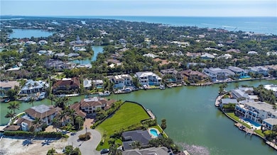 2020 5th St S, Naples, FL 34102 - photo 5