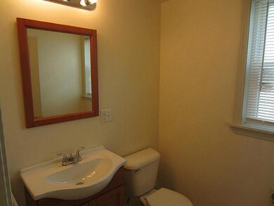 145 Barton St, Pawtucket, RI 02860 - photo 4