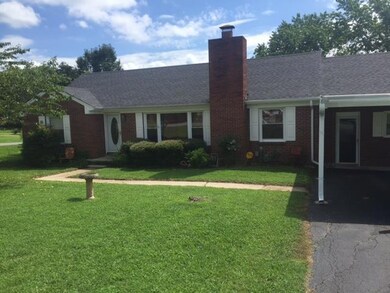 901 Cowan Ave, Shelbyville, TN 37160 - photo 4