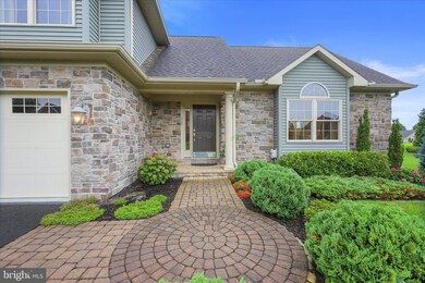 3520 Fox Hill Dr, Chambersburg, PA 17202 - photo 3