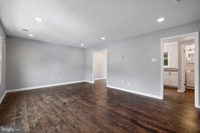 5534 Walker Mill Rd, Capitol Heights, MD 20743 - photo 7