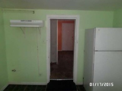 20 N Victory St, Waukegan, IL 60085 - photo 2