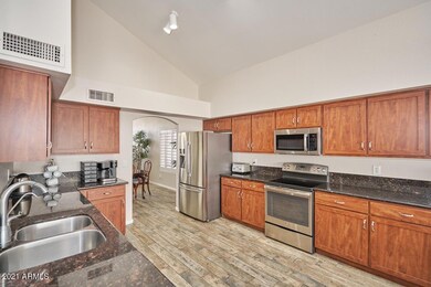 Kitchen2