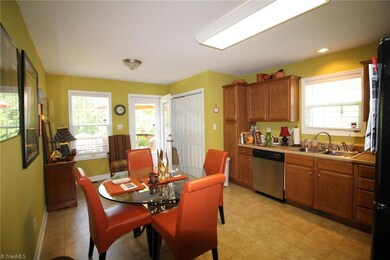 331 Stratford Rd, Archdale, NC 27263 - photo 6