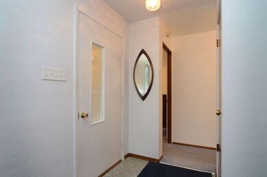 Entrance 5x5