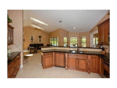 1023 Creekford Dr, Weston, FL 33326 - photo 5