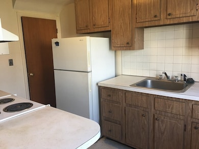 68 Emerson Gardens unit 68, Lexington, MA 02420 - photo 5