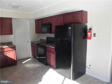 11 Babcock Ln, Willingboro, NJ 08046 - photo 2