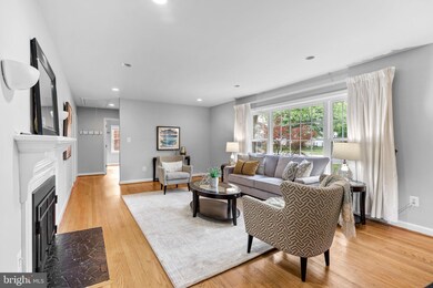 305 S West St, Falls Church, VA 22046 - photo 7