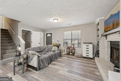 4685 Barnes Ct, Loganville, GA 30052 - photo 5