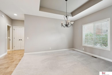 718 S 196th Ave, Elkhorn, NE 68022 - photo 4