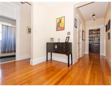 5 Verndale St unit 4, Brookline, MA 02446 - photo 3