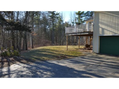 40 Lancaster Crossing Rd, Salem, NH 03079 - photo 4