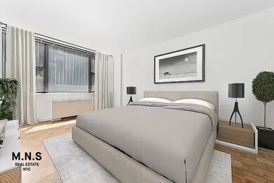 65 W 55th St unit 10-P, New York, NY 10019 - photo 6