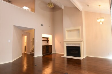 9668 Longmont Dr, Houston, TX 77063 - photo 6