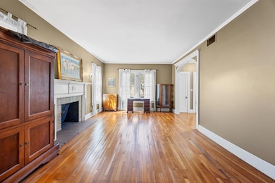 1006 Maple St, Lockhart, TX 78644 - photo 4