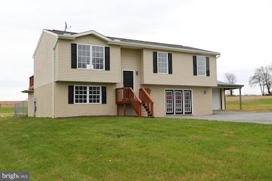 14231 Cross Roads Ave, Felton, PA 17322 - photo 2